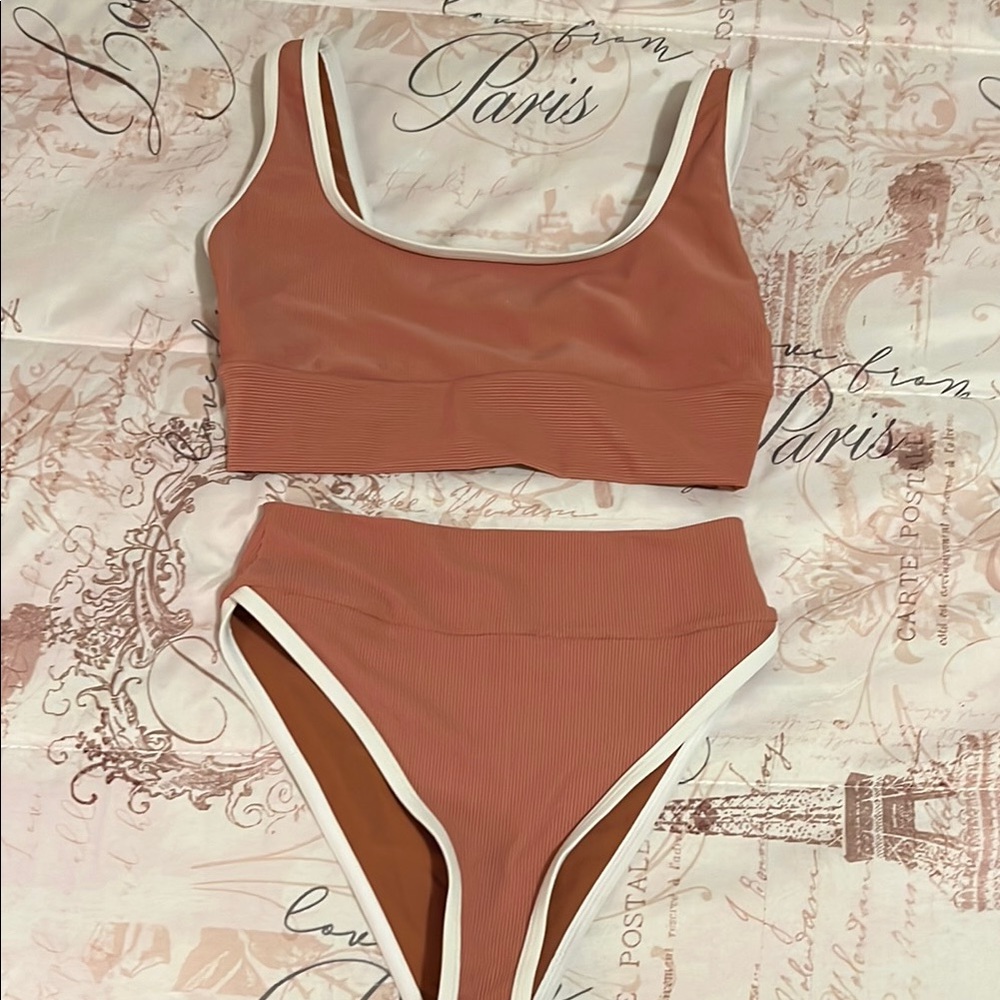 Lainsnow Sangria Bikini